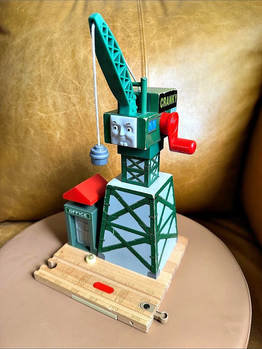 Thomas & Friends Wooden Railway - Cranky the Crane - Engine Recognition